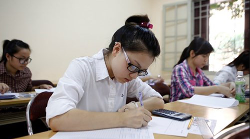 Sẽ khó đạt điểm cao môn thi tổ hợp