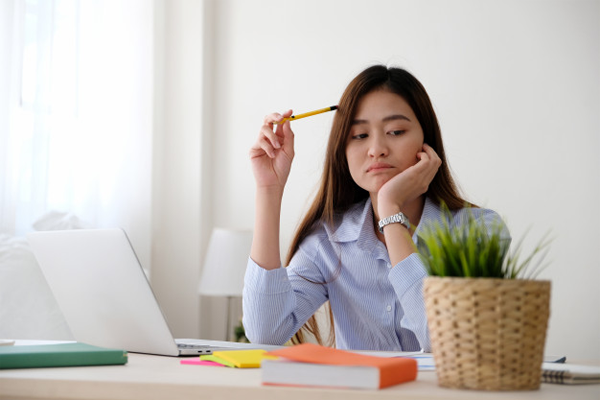 Con gái hướng nội nên lựa chọn các công việc phù hợp