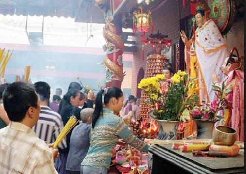 Thực hư chuyện cho học sinh nghỉ học để đi Yên Tử