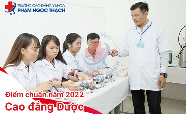 Điểm chuẩn cao đẳng Dược TPHCM năm 2022 là bao nhiêu?