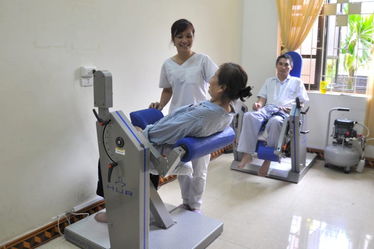 Phục hồi chức năng sau tai biến
