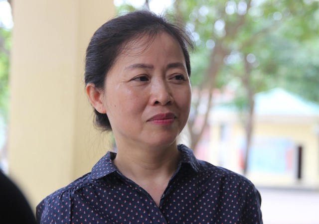 Y sỹ Nguyễn Thị Thanh Vân là thí sinh nhiều tuổi nhất tại điểm thi Trường THPT Lê Viết Thuật (TP Vinh, Nghệ An) Kỳ thi THPT quốc gia 2018