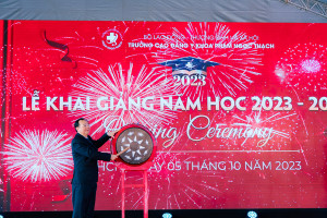 Trường Cao đẳng Y khoa Phạm Ngọc Thạch long trọng tổ chức lễ khai giảng năm học 2023 - 2024