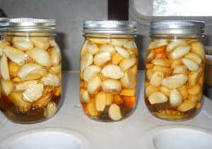 Rượu tỏi có tác dụng gì? Cách ngâm rượu tỏi như thế nào?