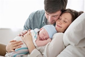 Hướng dẫn cách chăm sóc sản phụ sau sinh thường