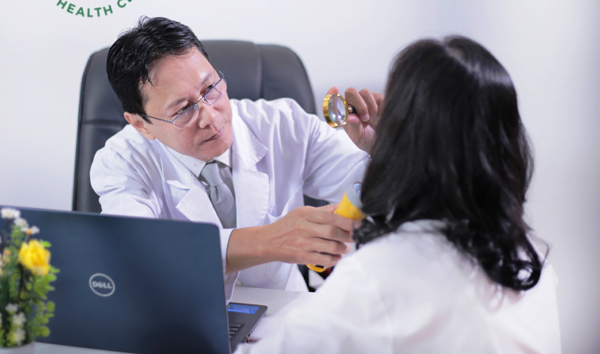 Ng&agrave;nh b&aacute;c sĩ da liễu cần thiết hiện nay