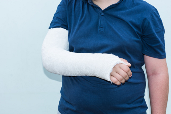 B&agrave;i tập Phục hồi Chức năng liệt d&acirc;y thần kinh quay an to&agrave;n