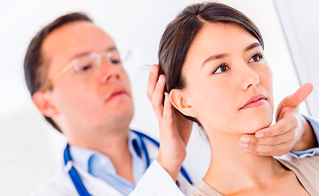 Thực hiện kỹ thuật phục hồi chức năng thần kinh ngoại bi&ecirc;n