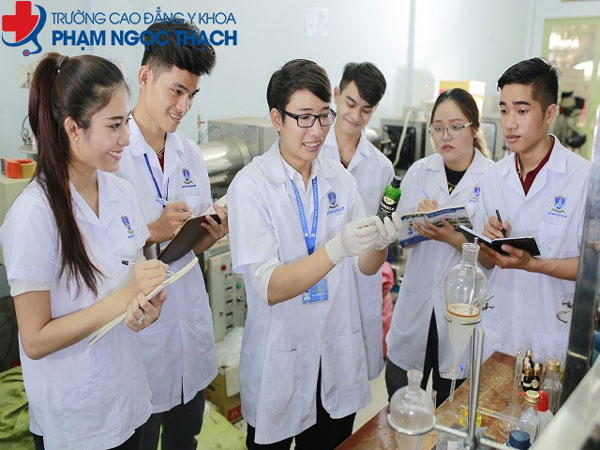 Các trường đào tạo Y dược có khối D07