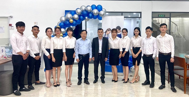 lam-viec-trong-nganh-tai-chinh-ngan-hang-doi-hoi-nhan-vien-can-co-nhung-to-chat-phu-hop