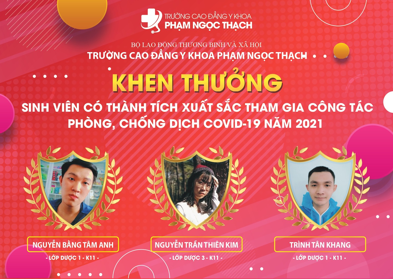 sinh viên tham gia chống dịch CĐ Y Khoa Phạm Ngọc Thạch