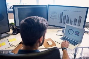 Data Analyst là gì? Làm Data Analyst cần học gì thành chuyên viên