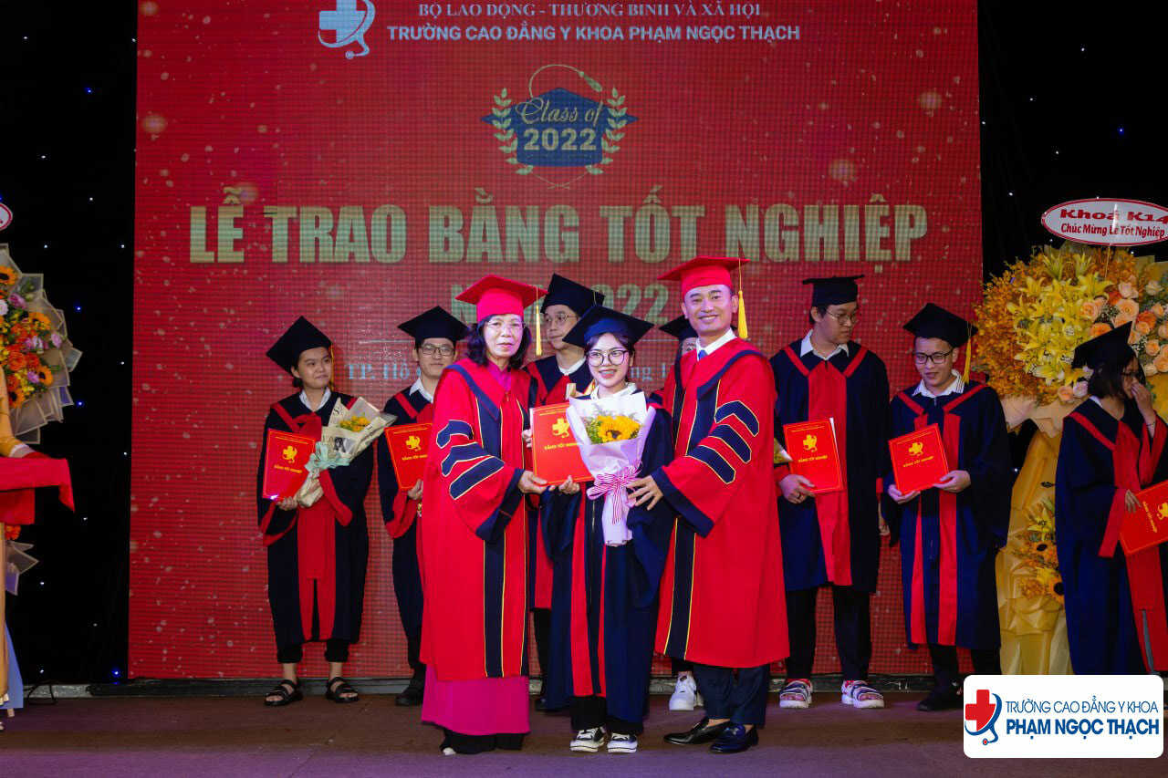 Lễ tốt nghiệp Cao đẳng Y Khoa Phạm Ngọc Thạch