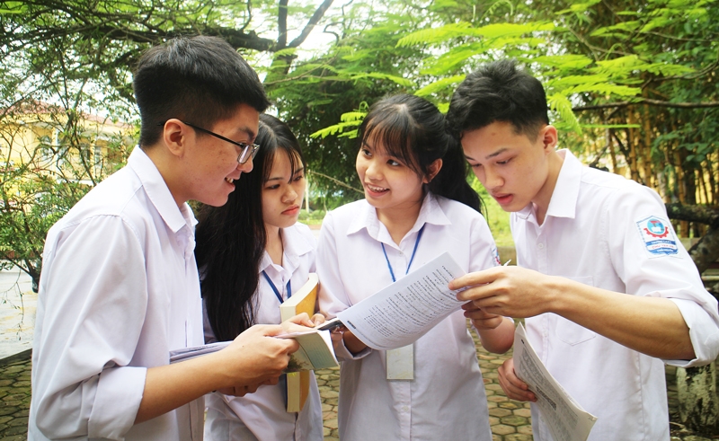 Xét học bạ THPT là giải pháp giảm tải gánh nặng áp lực cho thí sinh