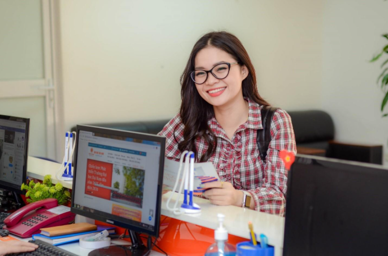 Con giá có nên học ngành truyền thông đa phương tiện không?