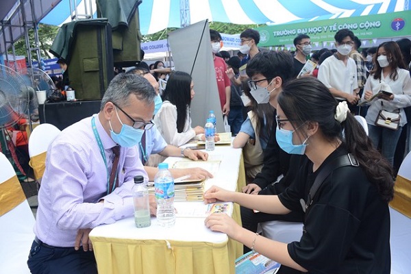 Hướng dẫn đặt nguyện vọng đại học như thế n&agrave;o?