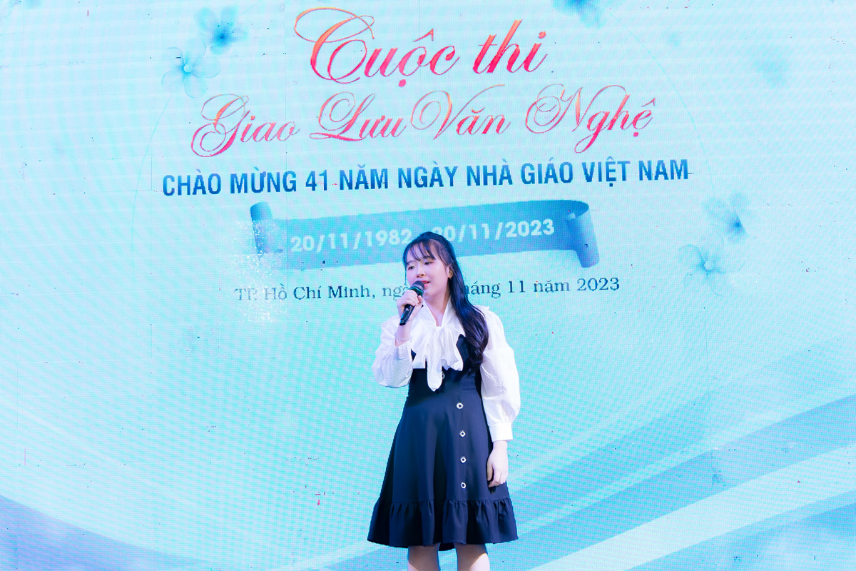 Bạn Vũ Phương Nhi thể hiện 1 b&agrave;i h&aacute;t về T&igrave;nh y&ecirc;u Gia Đ&igrave;nh với ca kh&uacute;c Ba kể con nghe