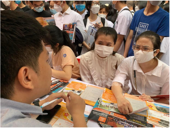 Th&iacute; sinh thi tự do thi lại c&oacute; được cộng điểm ưu ti&ecirc;n v&ugrave;ng khi x&eacute;t tuyển kh&ocirc;ng? 