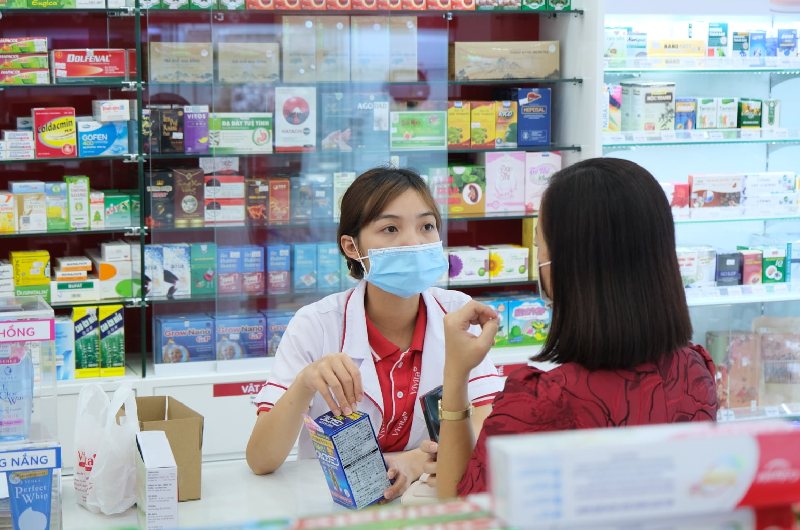 Người bệnh cần tham khảo ý kiến của các Bác sĩ, Dược sĩ trước khi sử dụng thuốc