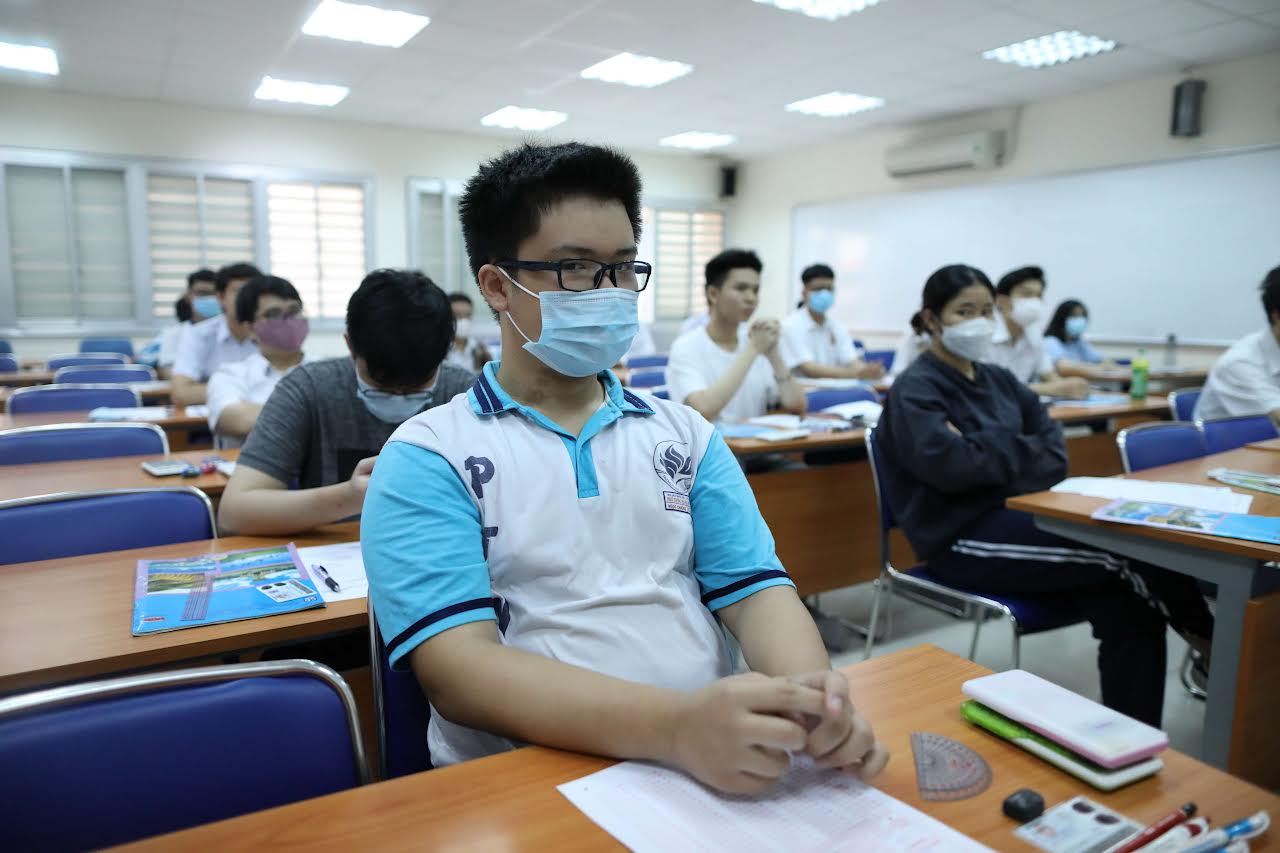 Th&iacute; sinh tự do thi ĐGNL được kh&ocirc;ng?