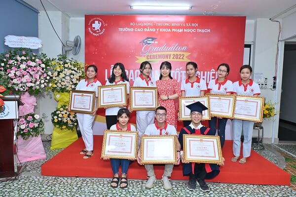 Lễ tốt nghiệp Cao đẳng Y Khoa Phạm Ngọc Thạch