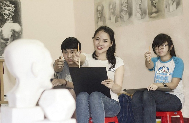 B&iacute; k&iacute;p &ocirc;n thi khối H04 đạt điểm cao