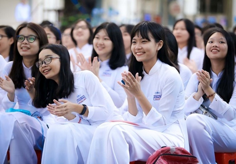 Học sinh c&oacute; học lực kh&aacute; khối D c&oacute; thể tham khảo ng&agrave;nh quan hệ c&ocirc;ng ch&uacute;ng 