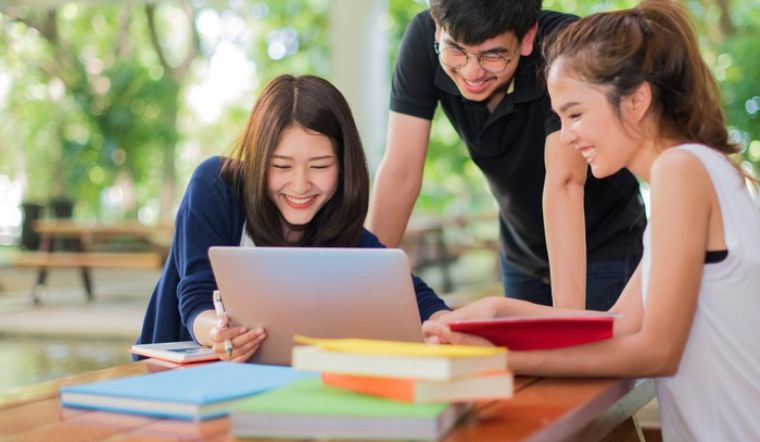 Theo học ng&agrave;nh Quản trị kinh doanh sinh vi&ecirc;n sẽ được học tất cả c&aacute;c m&ocirc;n li&ecirc;n quan đến kinh tế v&agrave; quản trị