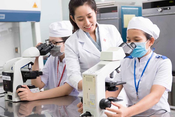 Cơ hội nghề nghiệp ng&agrave;nh X&eacute;t nghiệm y học như thế n&agrave;o?