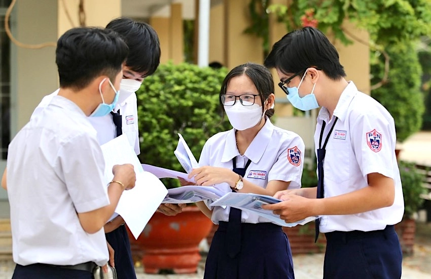 Nhiều ng&agrave;nh học lựa chọn trong khối C16