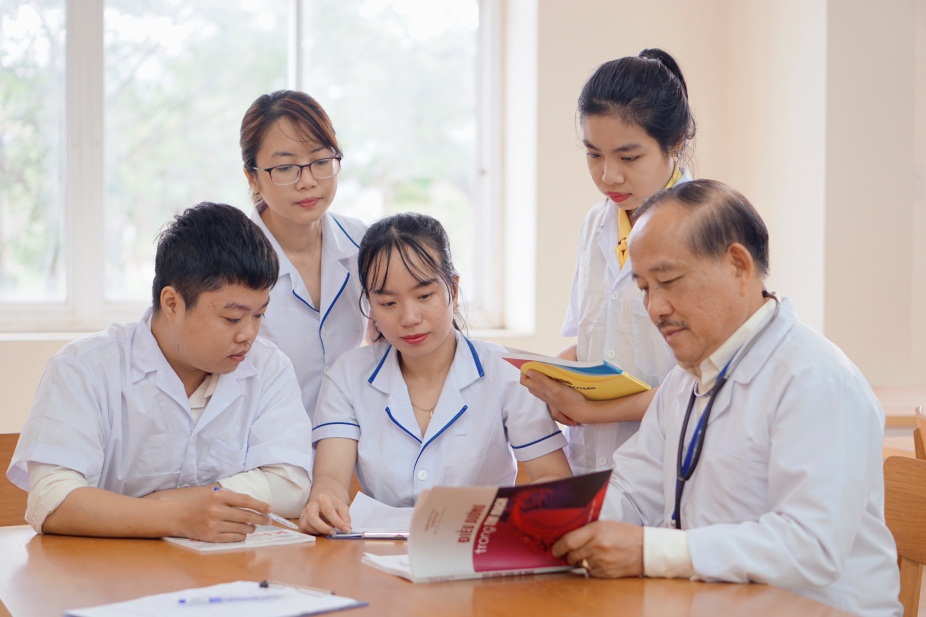 Học Y tế c&ocirc;ng cộng mấy năm?