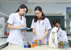 Ngành Xét nghiệm y học học trường nào uy tín nhất