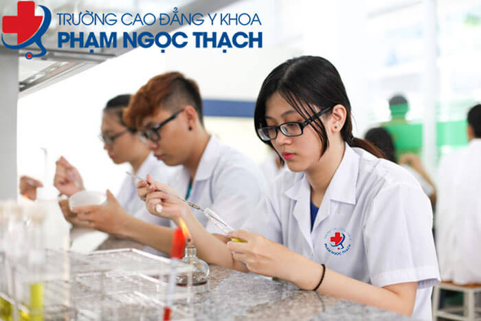 Trường Cao Đẳng Y Khoa Phạm Ngọc Thạch tuyển sinh năm 2021
