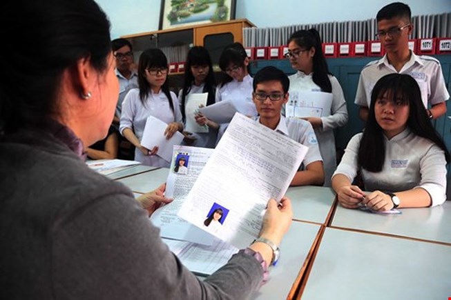 Hồ sơ đăng k&yacute; dự thi THPT Quốc gia 2024 bao gồm những g&igrave;?