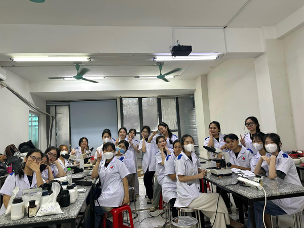 Cao đẳng Y Khoa Phạm Ngọc Thạch đơn vị đ&agrave;o tạo ng&agrave;nh Cao đẳng Y sĩ đa khoa uy t&iacute;n tr&ecirc;n địa b&agrave;n TP.HCM