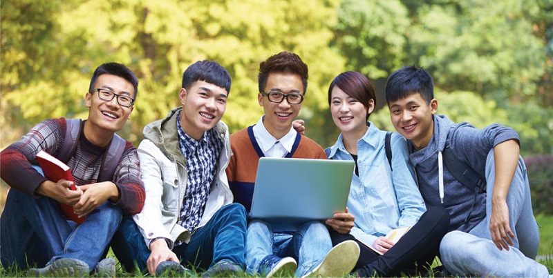 Đồ d&ugrave;ng học tập cho sinh vi&ecirc;n năm nhất bạn n&ecirc;n biết