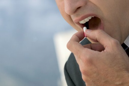 Người lớn và trẻ em trên 24 tháng tuổi là chỉ cần uống 1 viên duy nhất