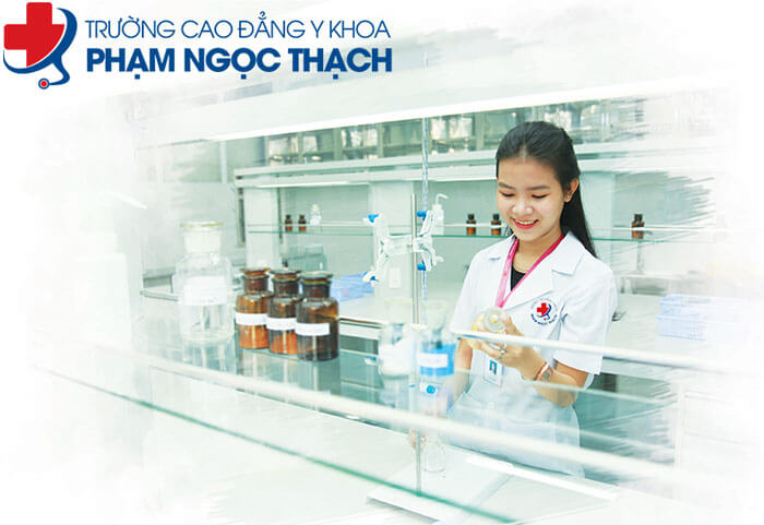 Chọn trường chất lượng để kh&ocirc;ng lo lắng học Cao đẳng Dược ra trường l&agrave;m g&igrave;?