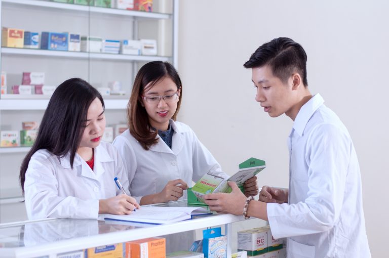 Trở th&agrave;nh nh&agrave; kinh doanh t&agrave;i ba l&agrave; một lợi thế khi tốt nghiệp ng&agrave;nh Dược