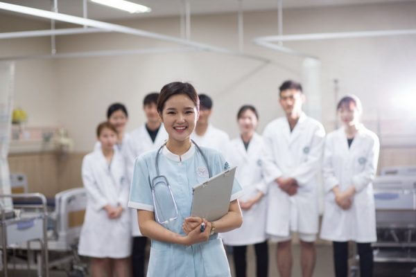 Học Y n&ecirc;n chọn ng&agrave;nh n&agrave;o?