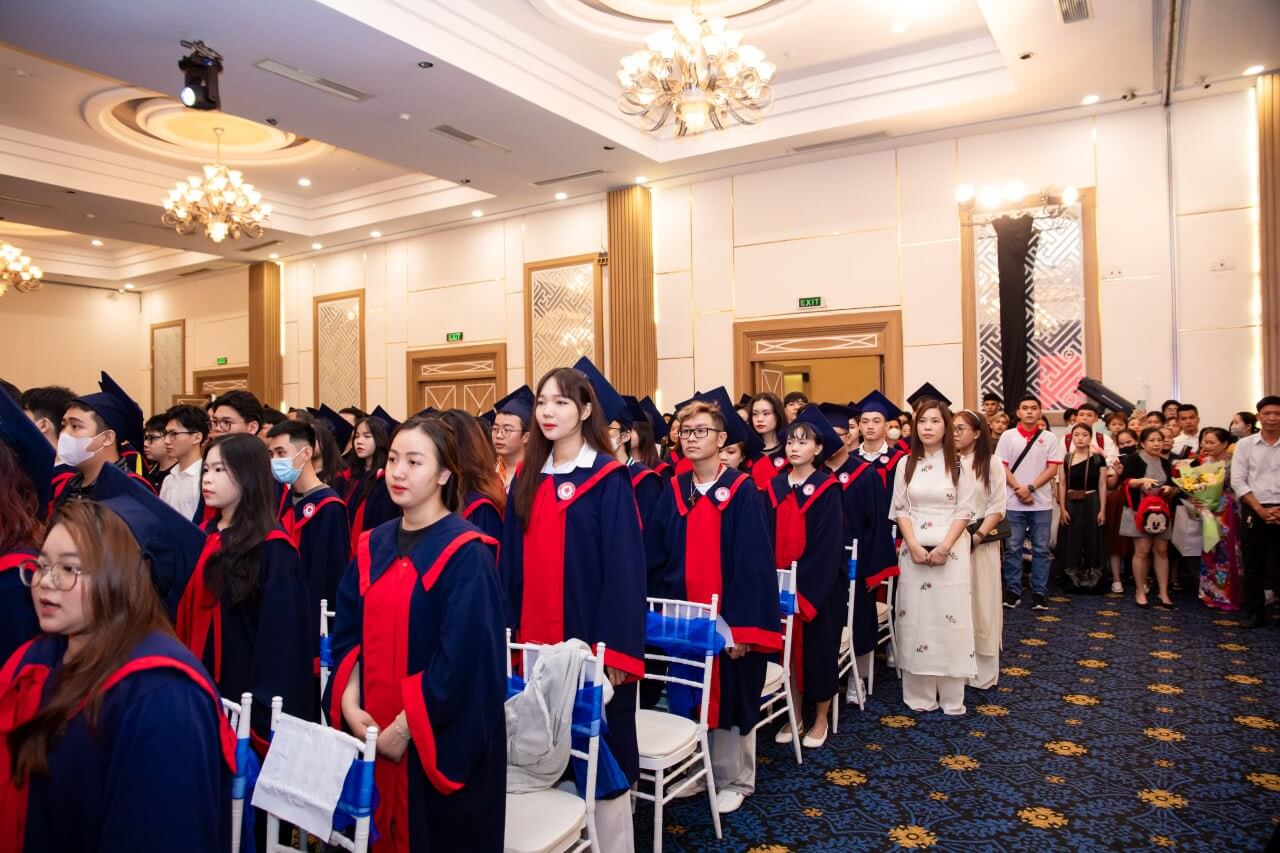 le-trao-bang-tot-nghiep-cao-dang-y-khoa-pham-ngoc-thach-k13