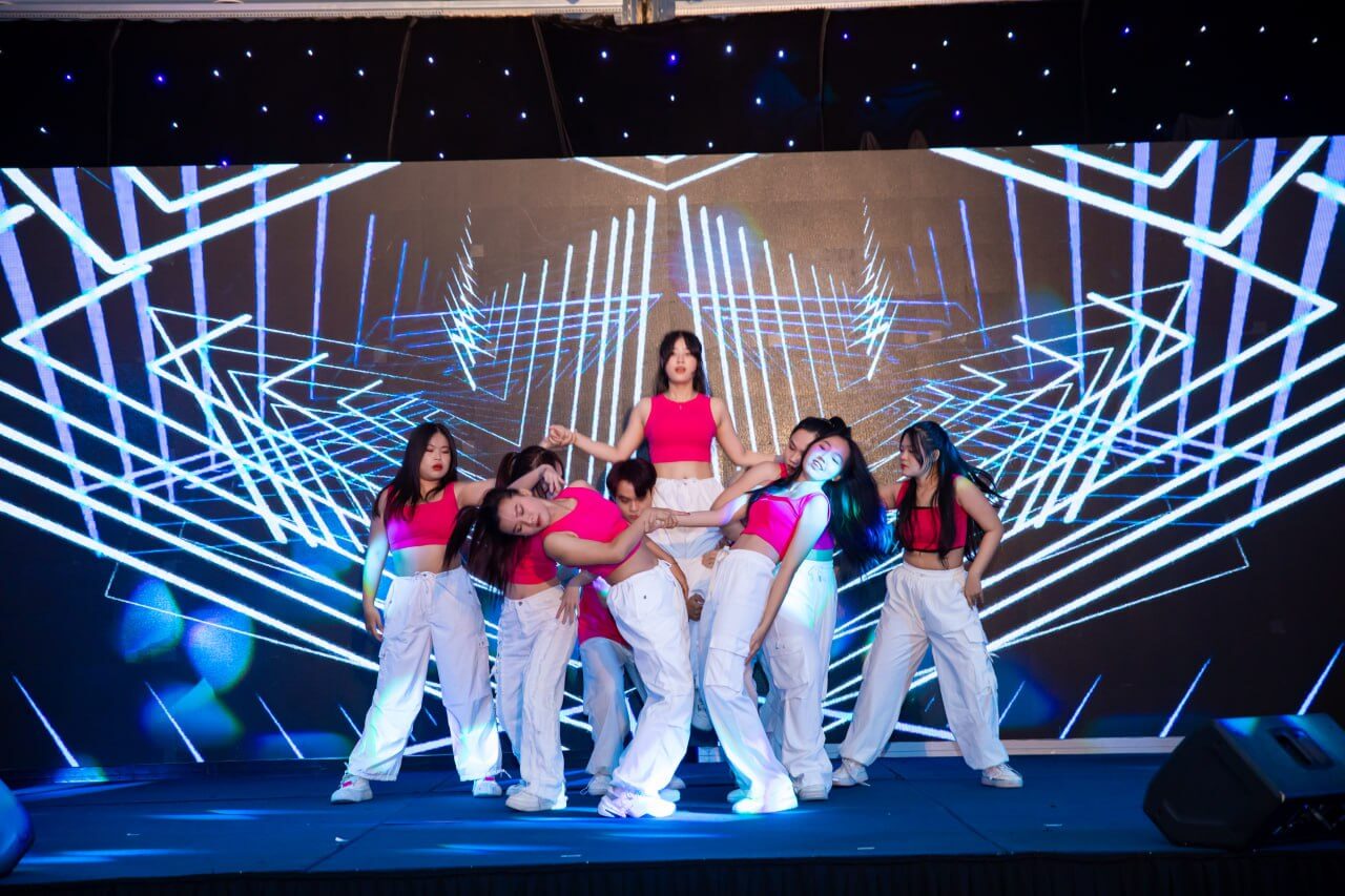 le-trao-bang-tot-nghiep-cao-dang-y-khoa-pham-ngoc-thach-k13