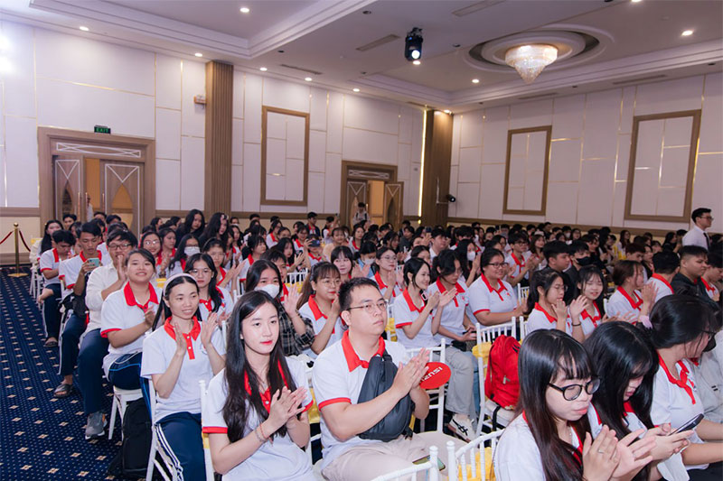 le-khai-giang-2024-2025-cdykpnt