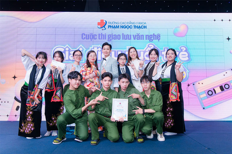 le-khai-giang-2024-2025-cdykpnt